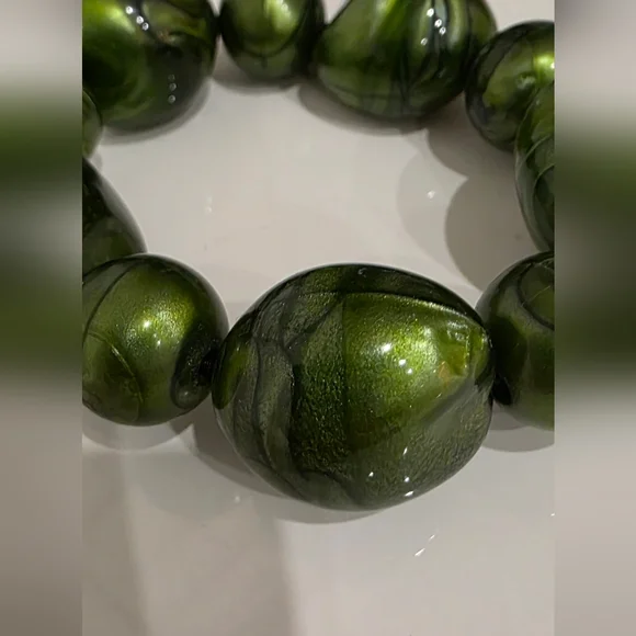 Olive Green Minimalist Bracelet with Sculptural Beads - Picture 7 of 9